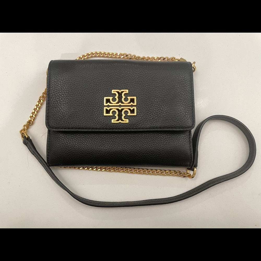 Tory Burch Britten chain wallet